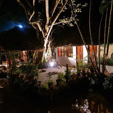 Green Bay Varkala Exterior photo