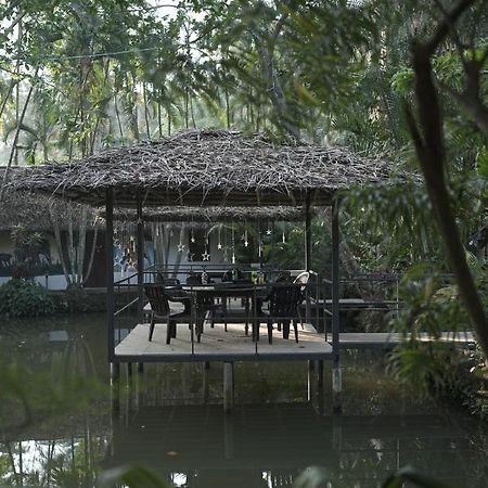 Green Bay Varkala Exterior photo